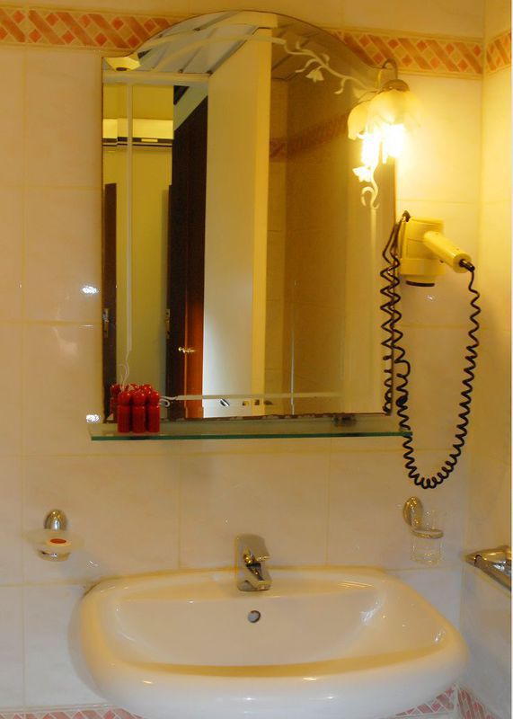 Legend Hotel Beirut Bagian luar foto