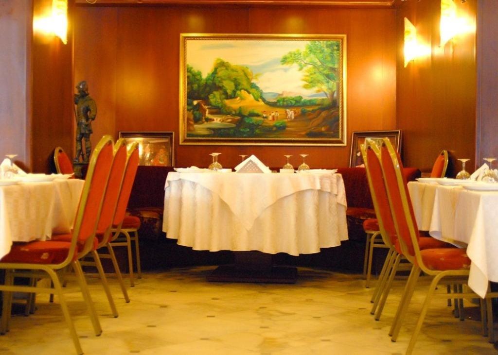 Legend Hotel Beirut Bagian luar foto